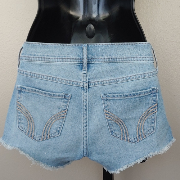 ☀SALE 4 for$20              Hollister Jean Short-Shorts - Picture 3 of 5